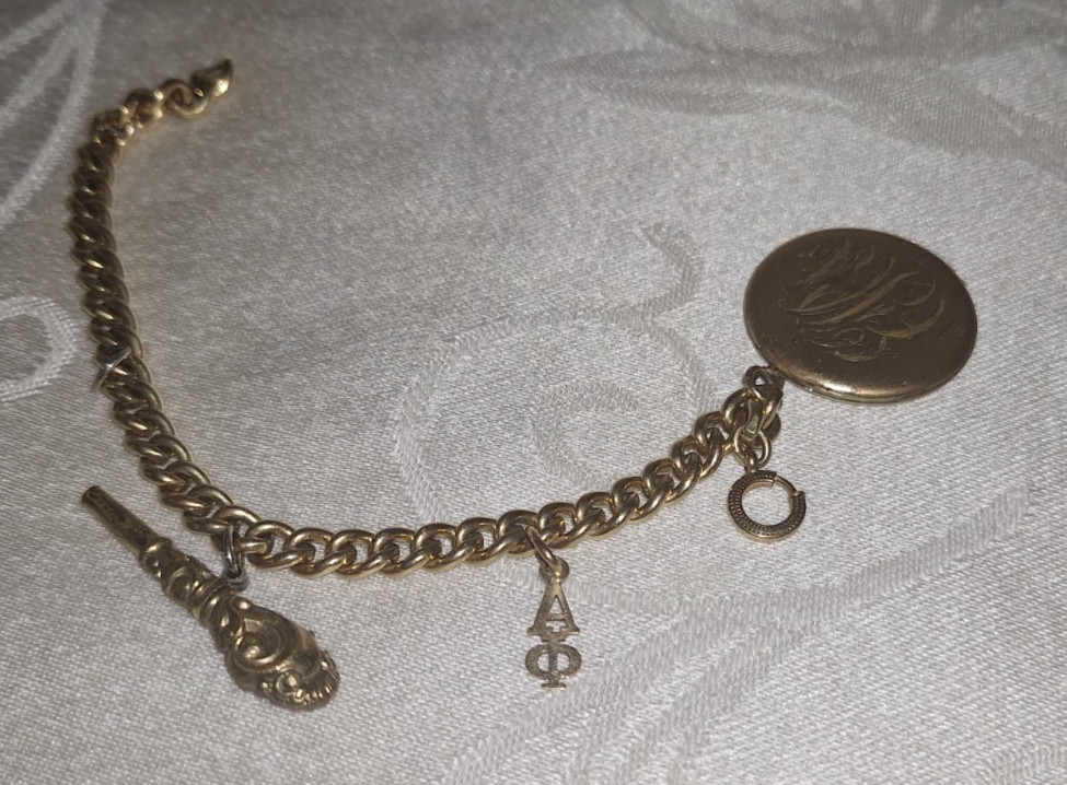 VINTAGE VICTORIAN ENGRAVED LOCKET W/ LINK CHAIN, CHARM & CLOCK KEY
