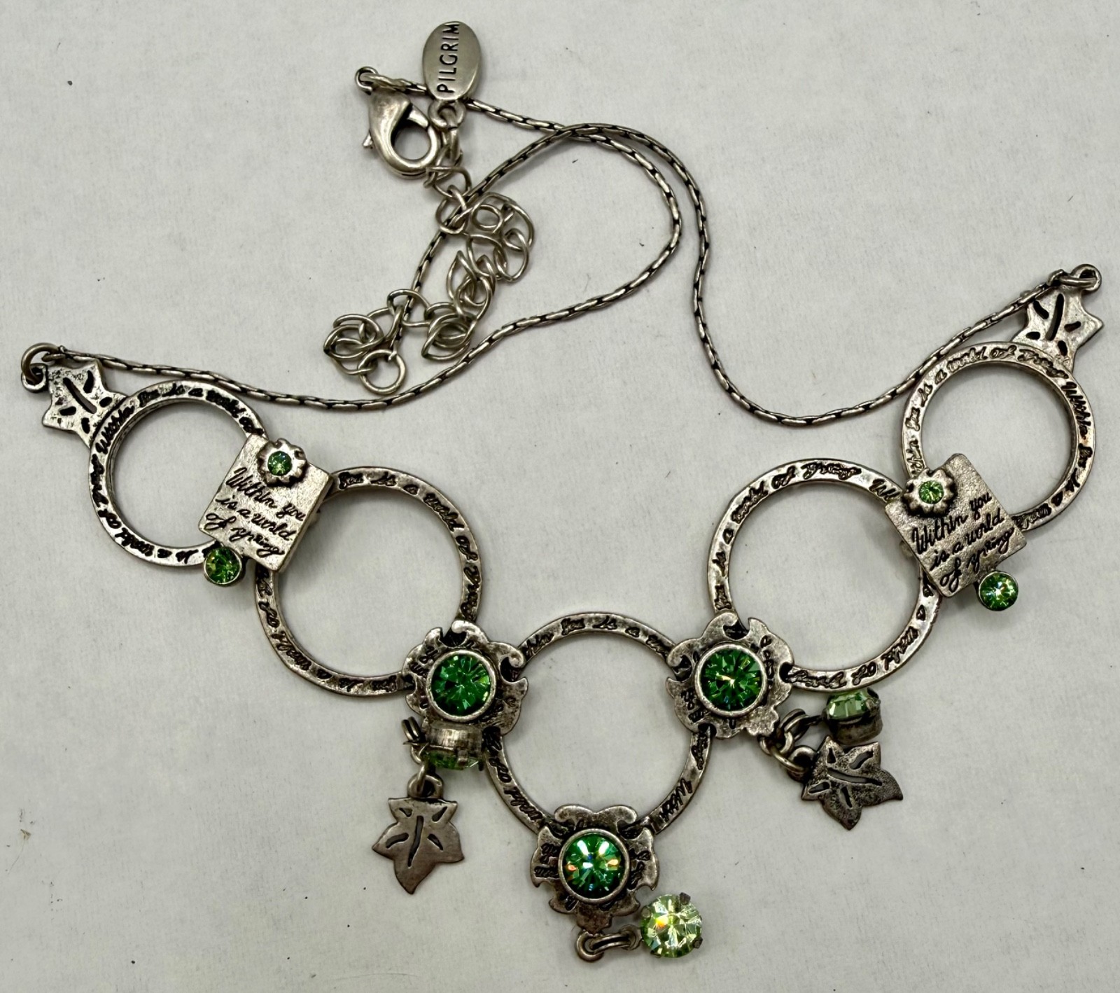 ESTATE PILGRIM DANISH DESIGN SIGNED SILVER TONE GREEN GLASS SPRING NECKLACE 17″