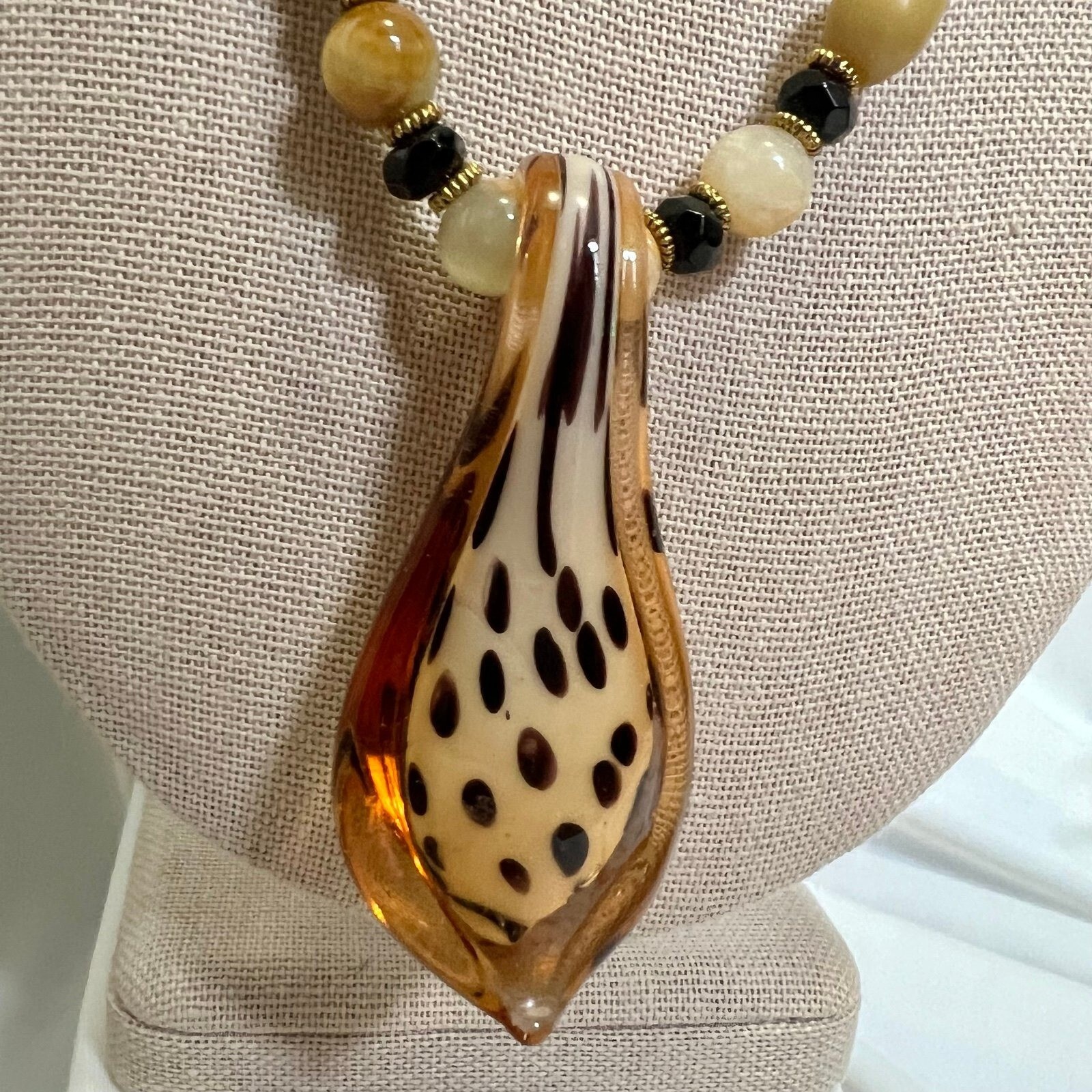 Boho Genuine Yellow Calcite Stone Handblown Art Glass Pendant Gold Tone Necklace