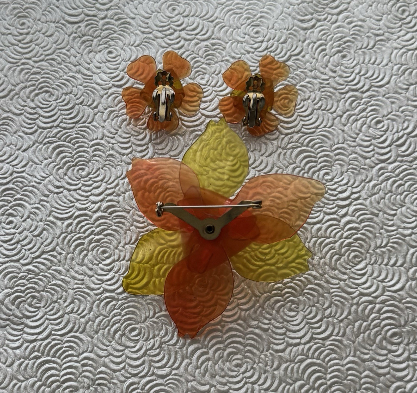 Vintage Orange / Yellow Flower brooch & earrings set cellulose acetate plastic