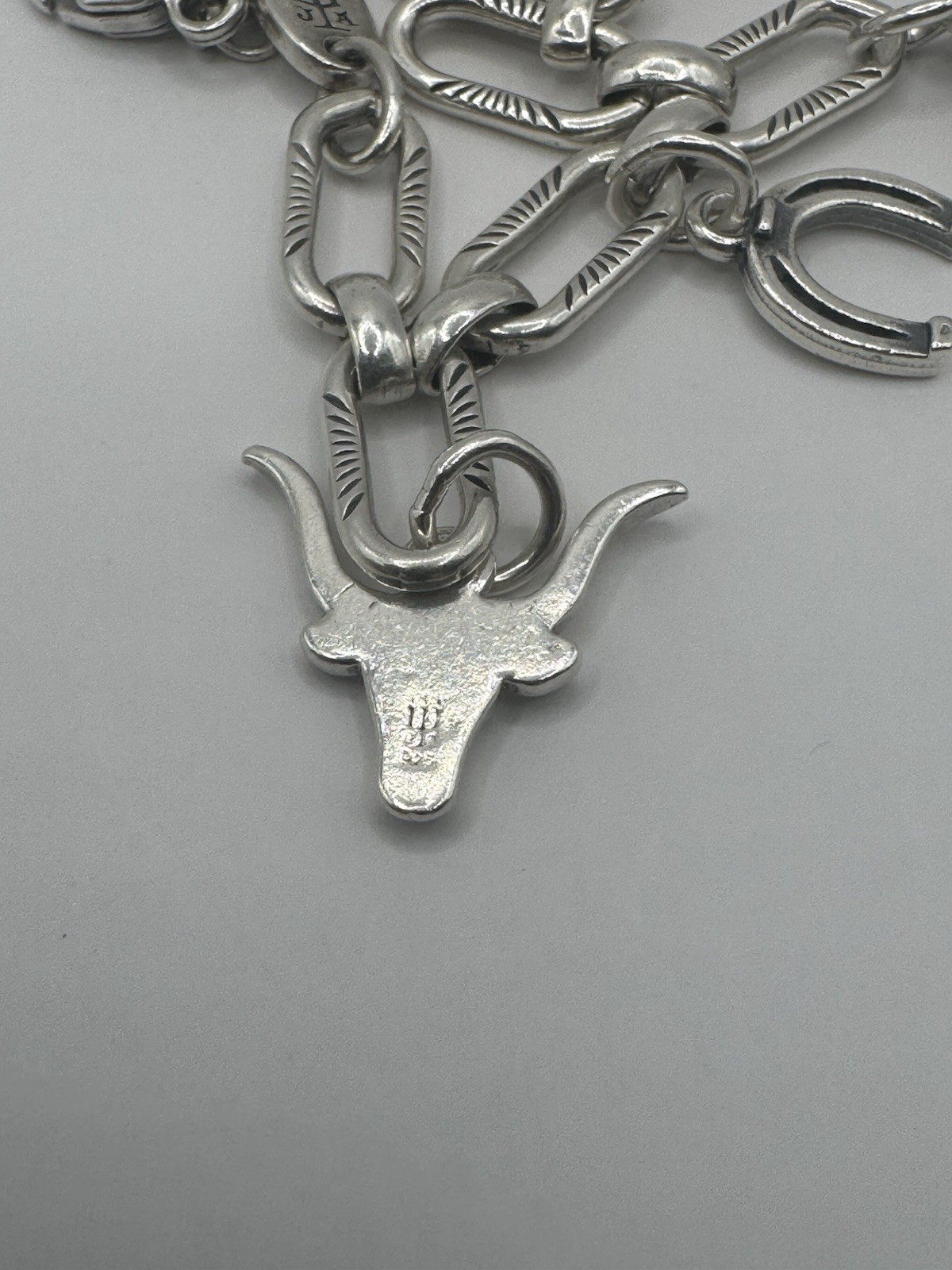 James Avery 7” Ornate Link Charm Bracelet with 8 Charms – 🤠 Western Flare!