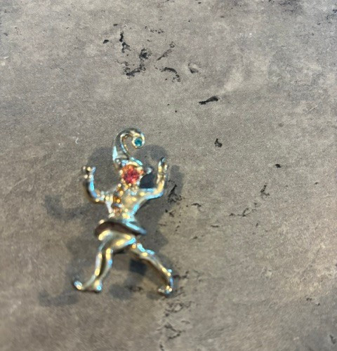 Brooch Pin Jewelry Clown Vintage Silver Tone Jester Elf Mardi Gras Figural