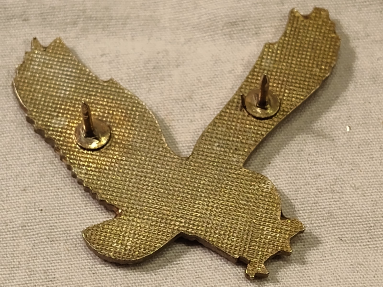 Vintage Brown Red Gold White Soaring Bald Eagle Lapel Pin 2″ Span