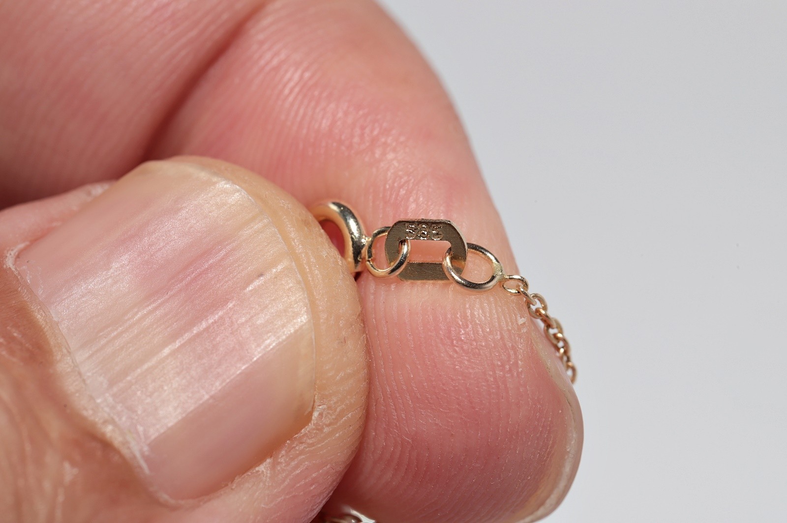 Antique Circa 1900s 18k Gold Top Silver Natural Rose Cut Diamond Necklace