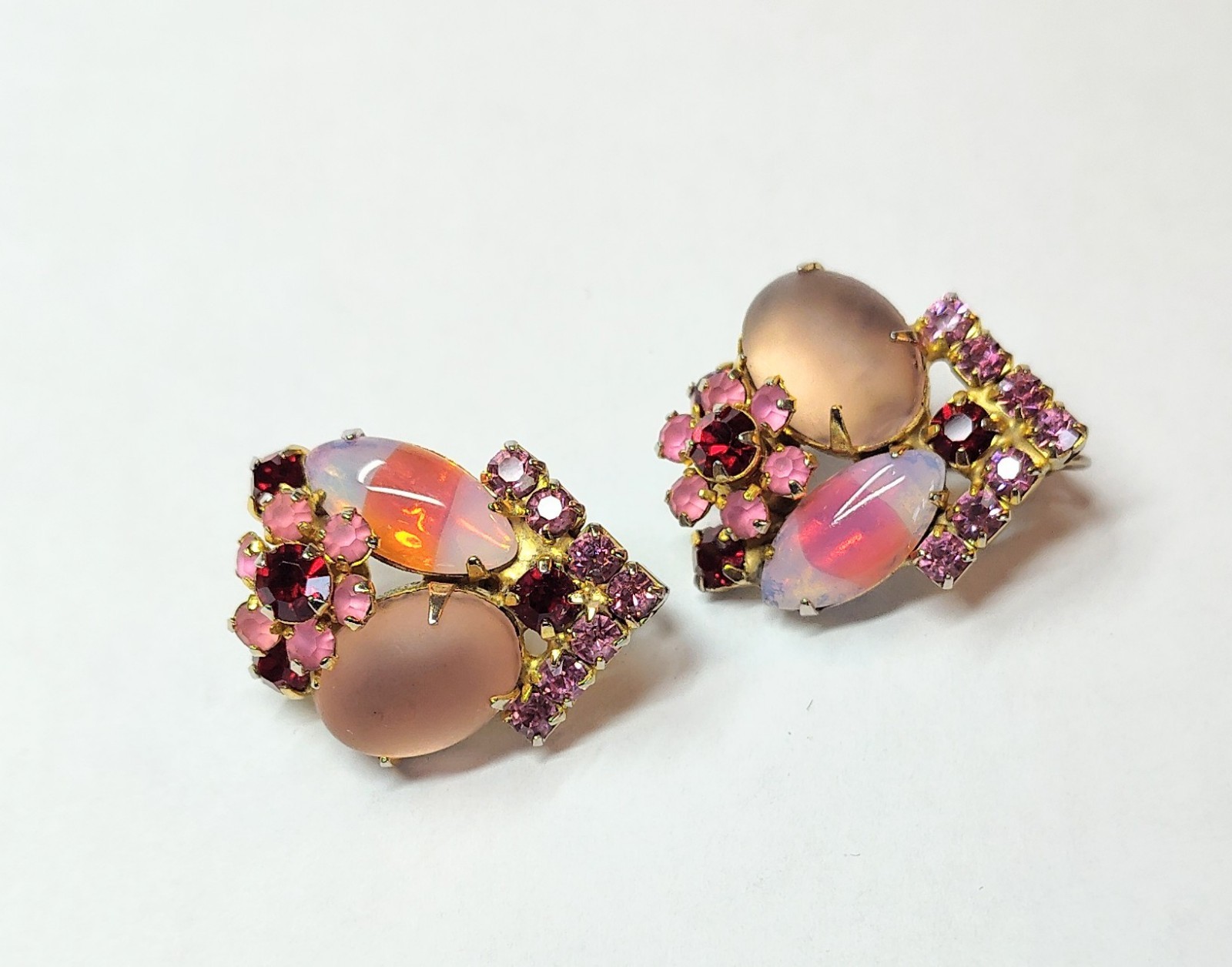 Vintage Stunning Givre Pink Red Clear AB Rhinestone Brooch Pin Clip Earrings