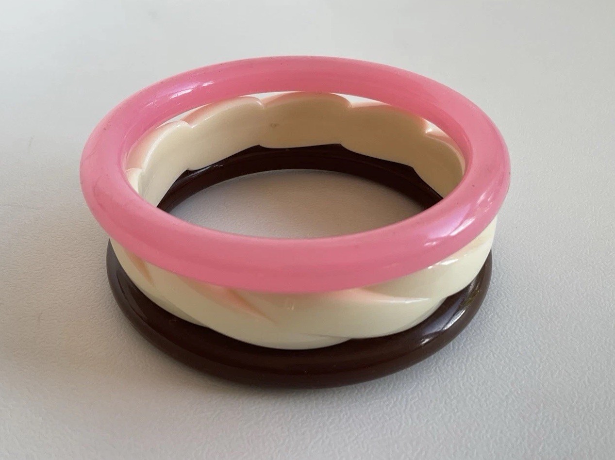 Vintage Bangles LOT 3 bracelet Neapolitan ice cream colors Pink cream chocolate