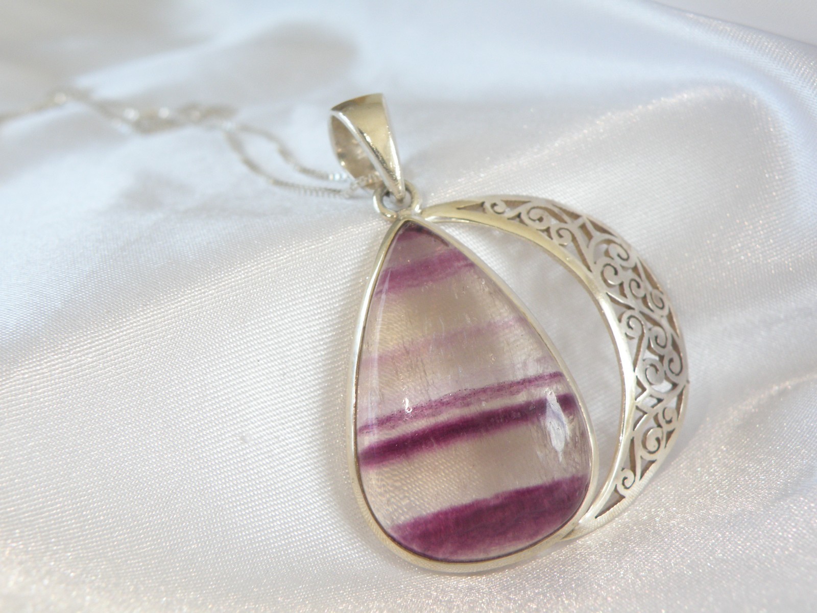 Large Sterling Silver 925 Fluorite Crescent Moon Pendant Necklace