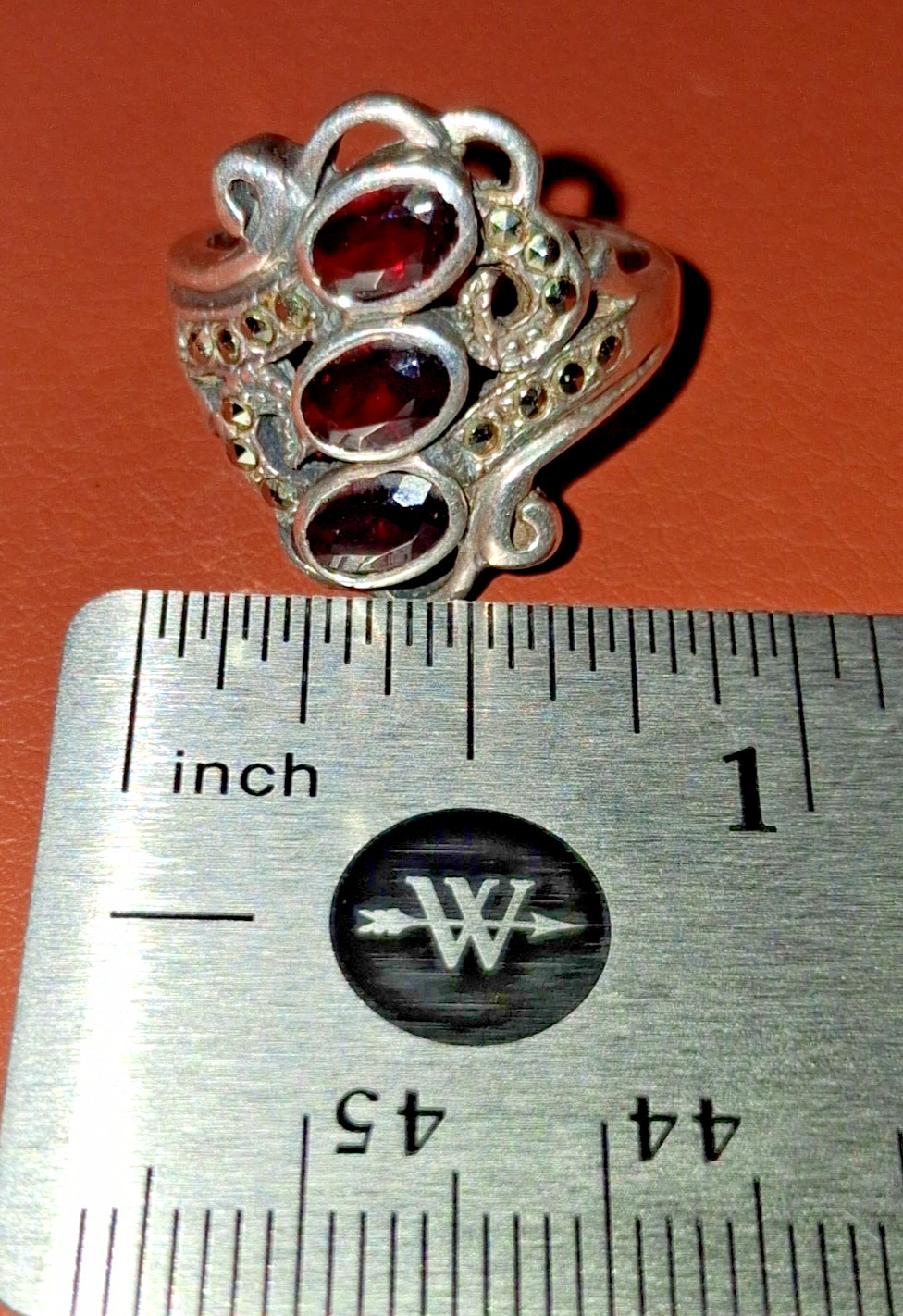 Vintage Heavy 6.7g Sterling Silver 3 Stone Garnet Marcasite Cocktail Ring Sz 8