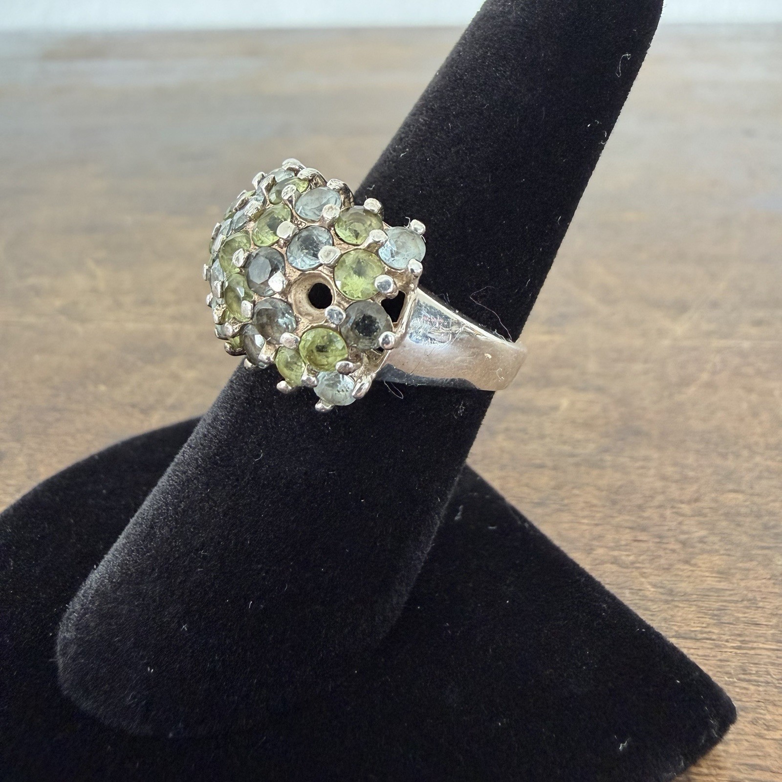 ESTATE Sterling Silver Blue Topaz Green Peridot Cluster Ring Size 6.75 READ