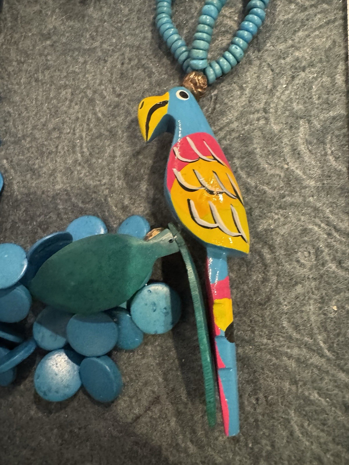 Wood Parrot Blue Tropical Necklace Fun Vintage 80s Cruise Party Tropics Summer