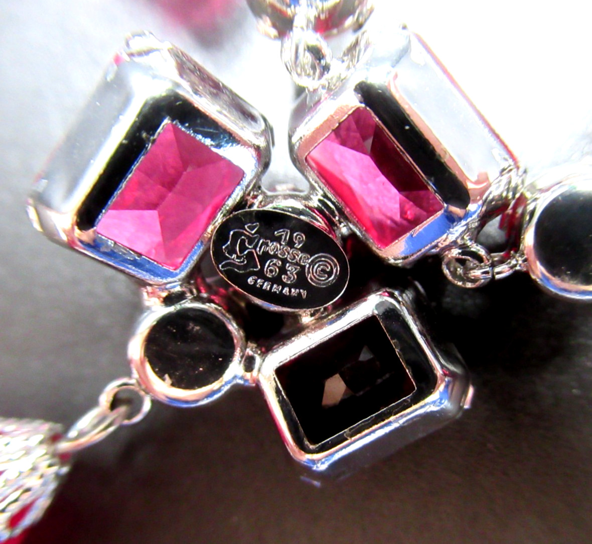 HENKEL & GROSSE For CHRISTIAN DIOR Germany 1963 Pink Flawed Glass Necklace Set