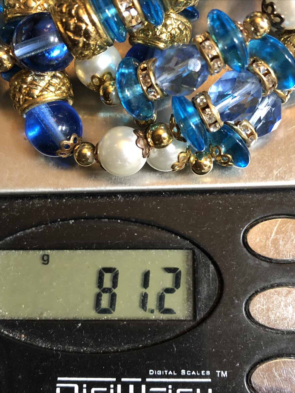 20. DAndre Venezia Gold tone Spacer Pearl Blue Yellow Glass bead Necklace 28″