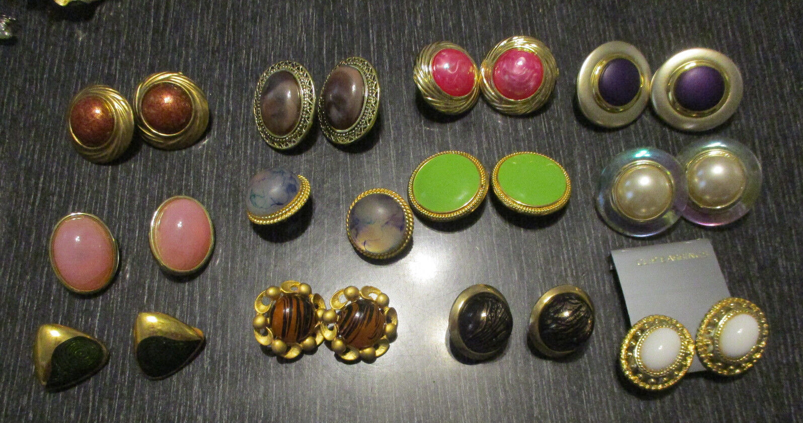 12 Vintage 80’s 90’s Clip On Earrings Pairs Assorted Styles & Sizes Lot # 32