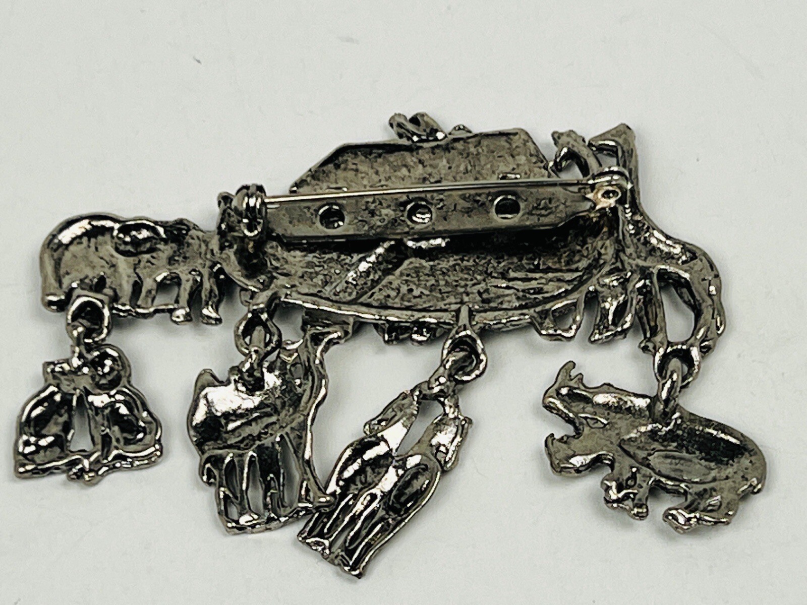 Vintage Silver Tone Large Noah’s Ark Charm Dangle Pin Brooch Animals
