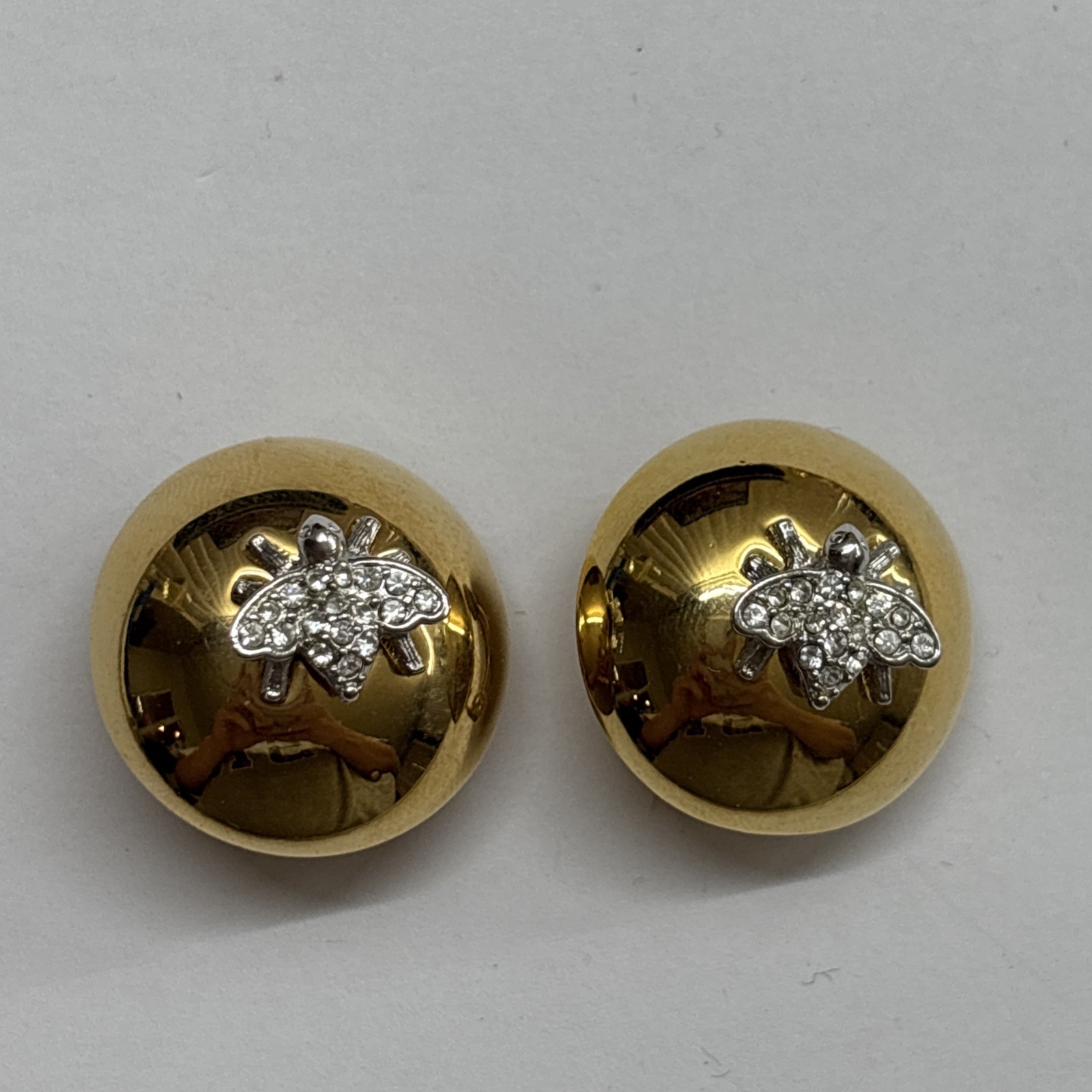 Joan Rivers Gold Tone Button Crystal Bee Clip on Earring
