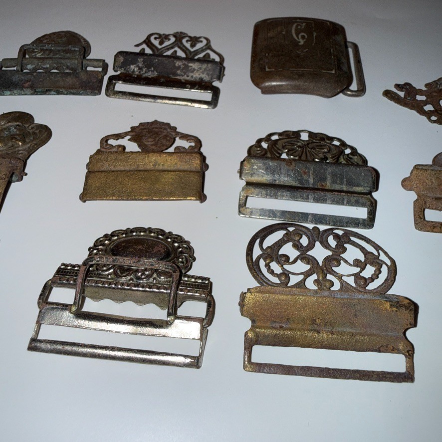 19pc Antique Victorian Gents Suspender Buckle Lot Brass Nickel Filigree 1892 Pat