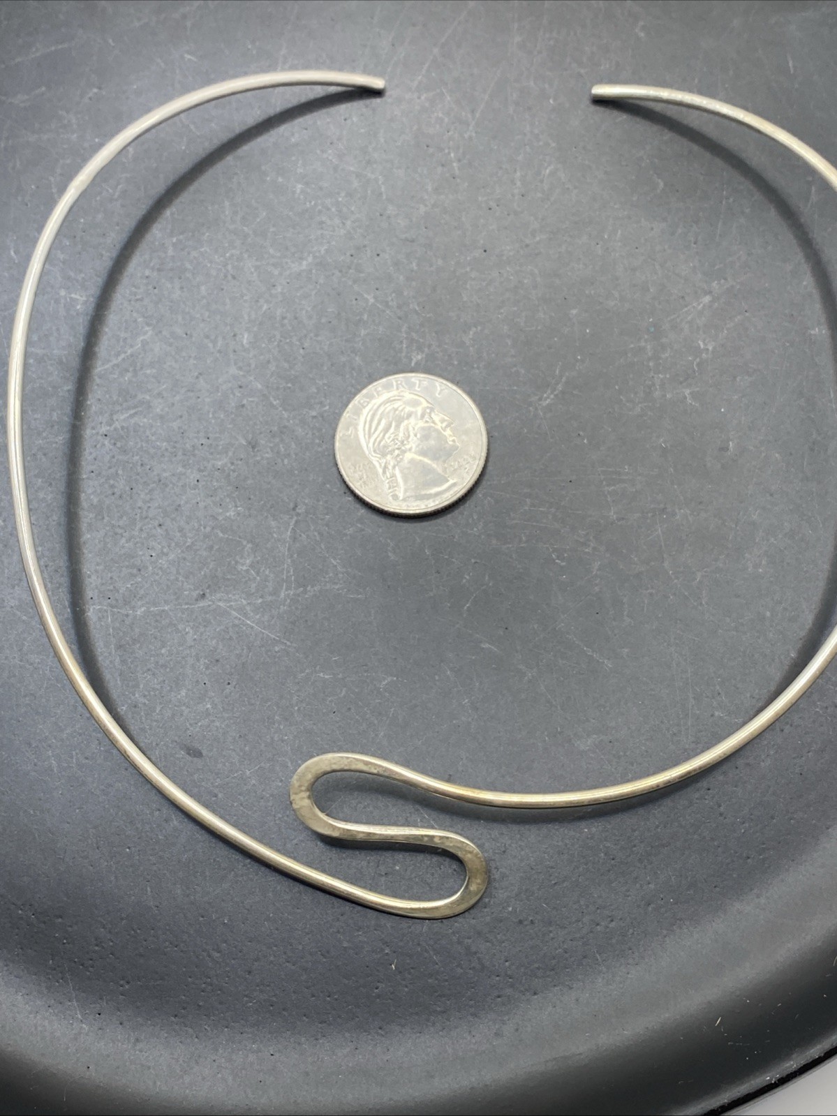 Vintage Sterling Silver S-Neck Twisted Center Collar Choker Necklace
