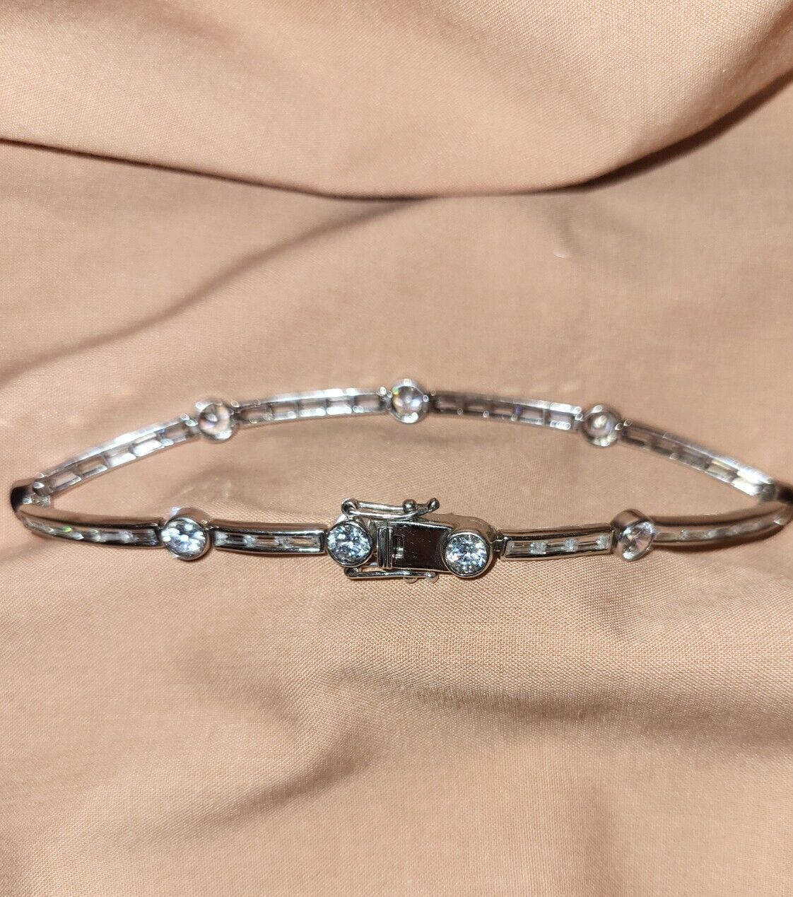 Bracelet 8 1/2 inches, Unisex, 925 Silver, CZ’s, Station Style, Gorgeous
