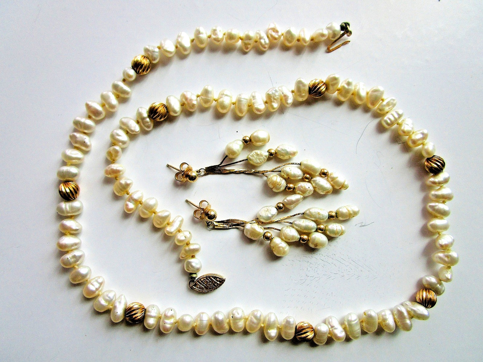 Vintage 3 pcs Baroque Seed Pearl Gold Bead 20 in Necklace & 2 in Long Earrings