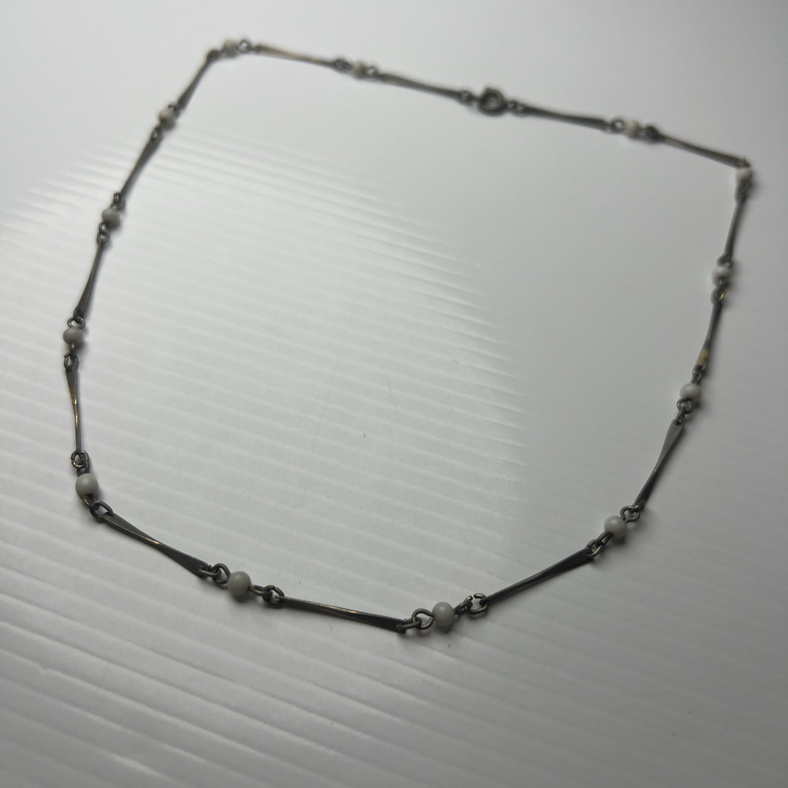 Vintage Twisted Bar Link Necklace Boho White Glass Beaded Silver Tone 20″