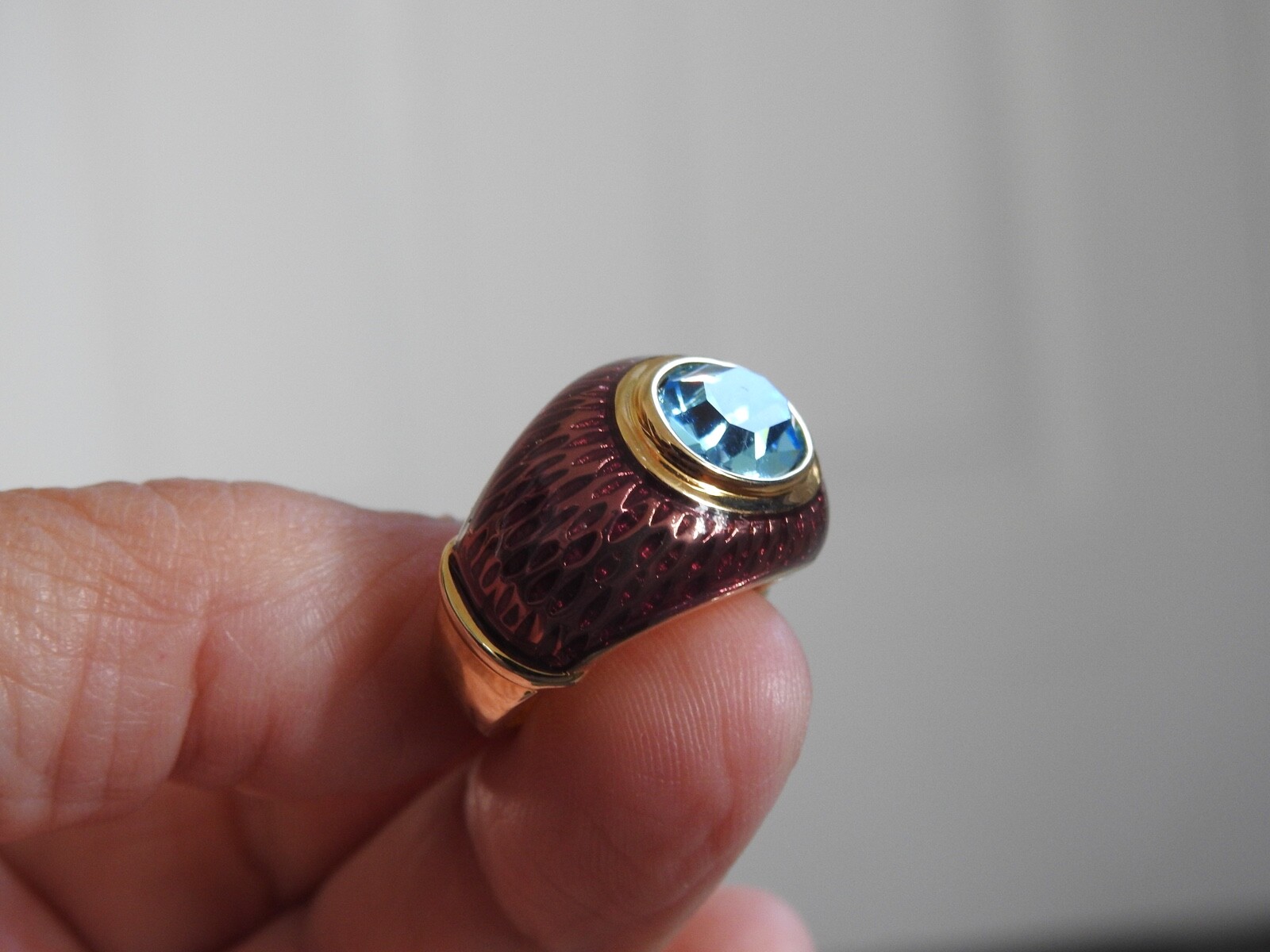 gorgeous Kenneth J Lane KJL faux Blue Topaz & Enamel RING 7.25
