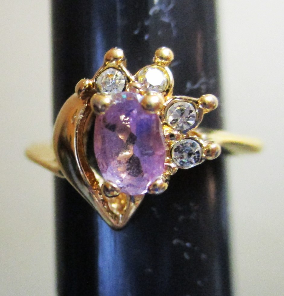 VINTAGE AMETHYST & RHINESTONE COCKTAIL RING, GOLD TONE, GOLD PLATE SIZE 5