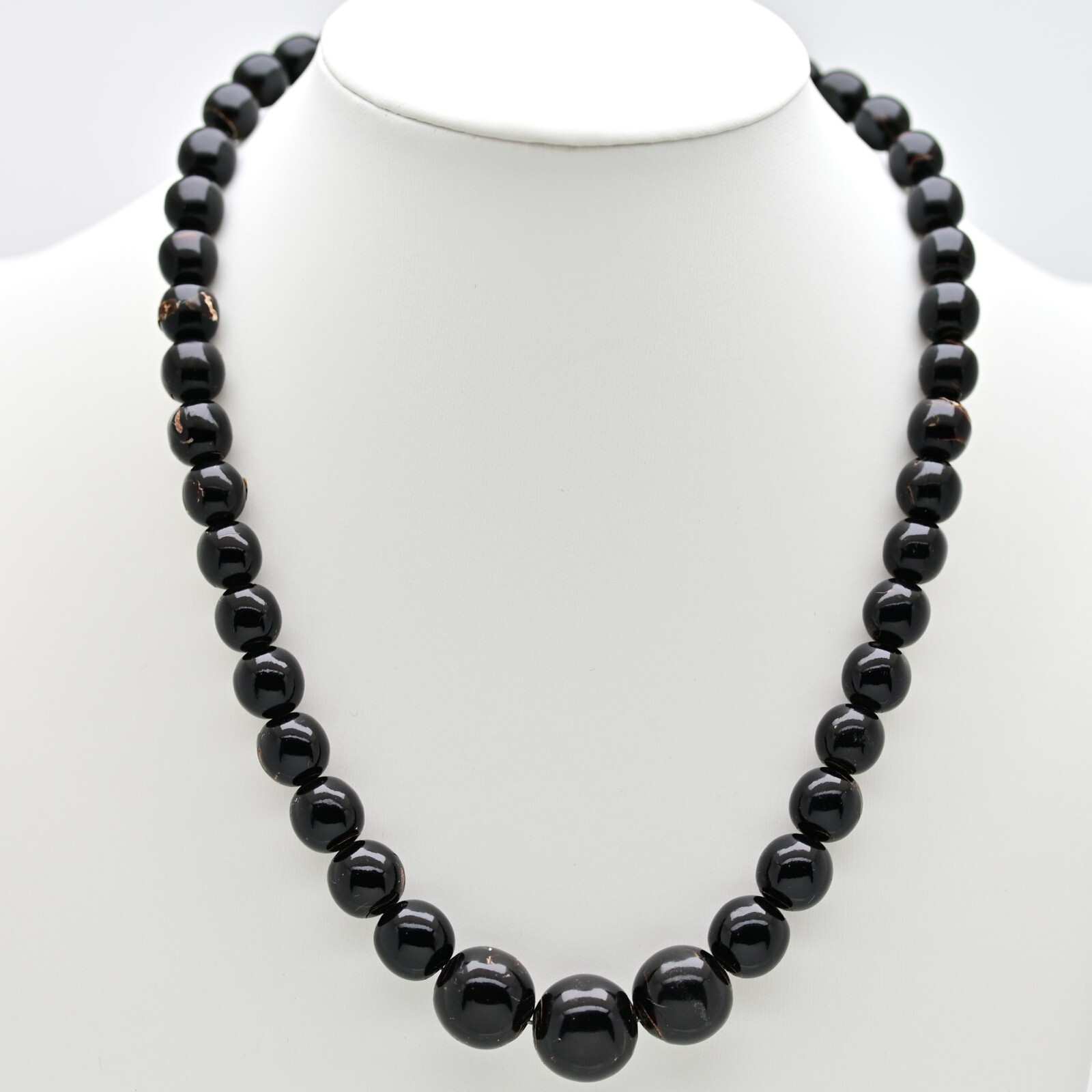 Original Vintage Black Onyx Amber Nephrite Jade Beaded Gemstone Estate Necklace