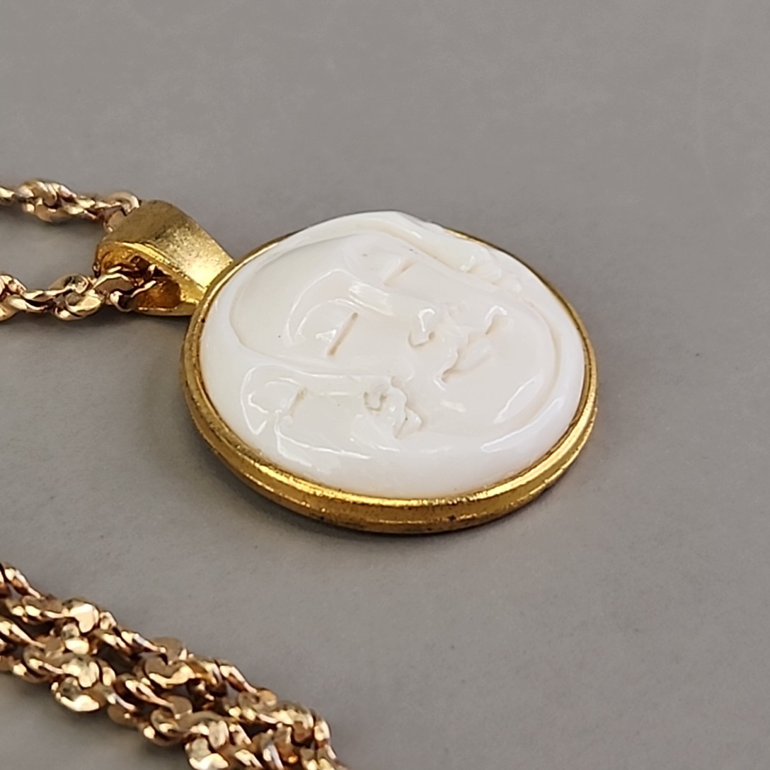 Vintage Triple Moon Face Pendant Necklace Crisscross Gold Tone Chain 22″