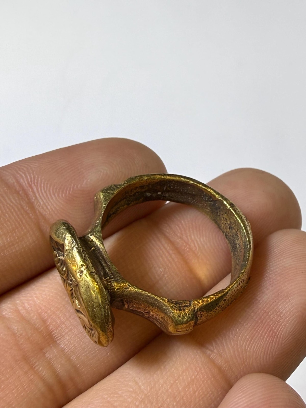 Antique greek king Bronze Ring – Tribal Intaglio Face Ring – Size 9