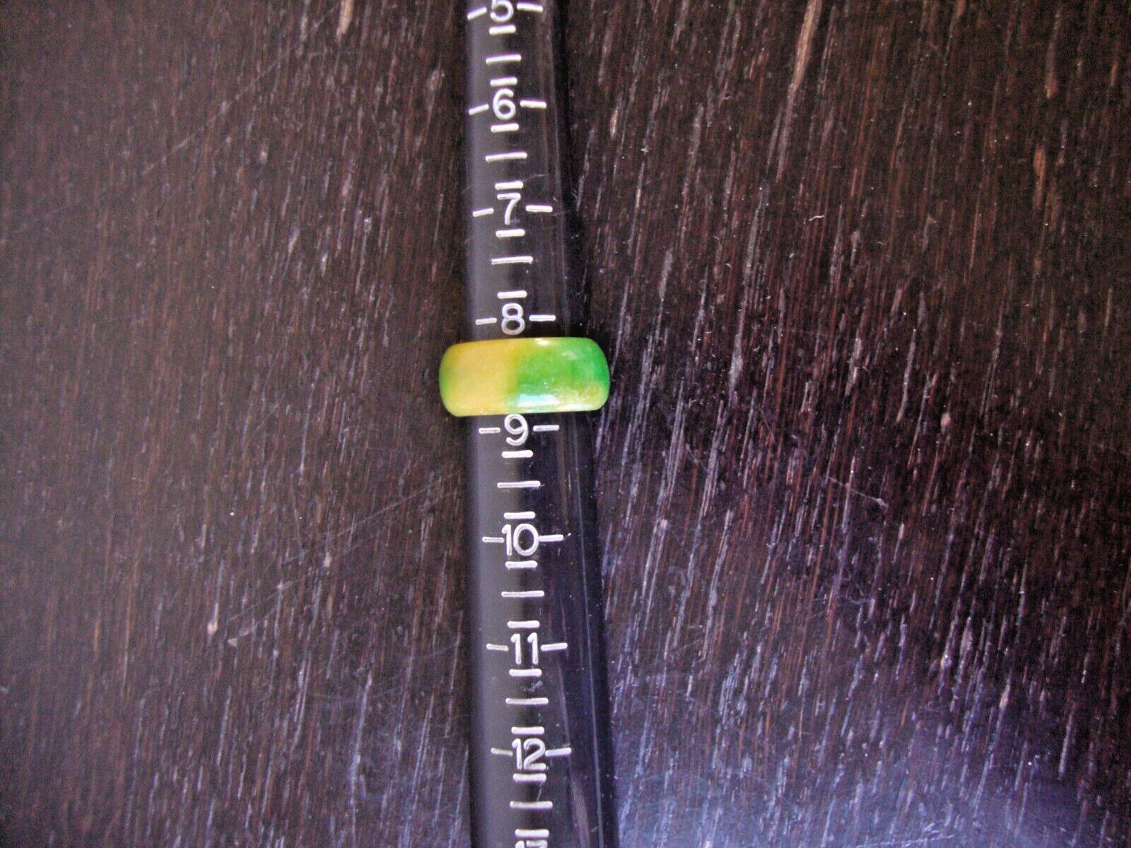 VINTAGE 1970s HONG KONG MULTICOLOR JADE AGATE 10 MM BAND SZ 8.5