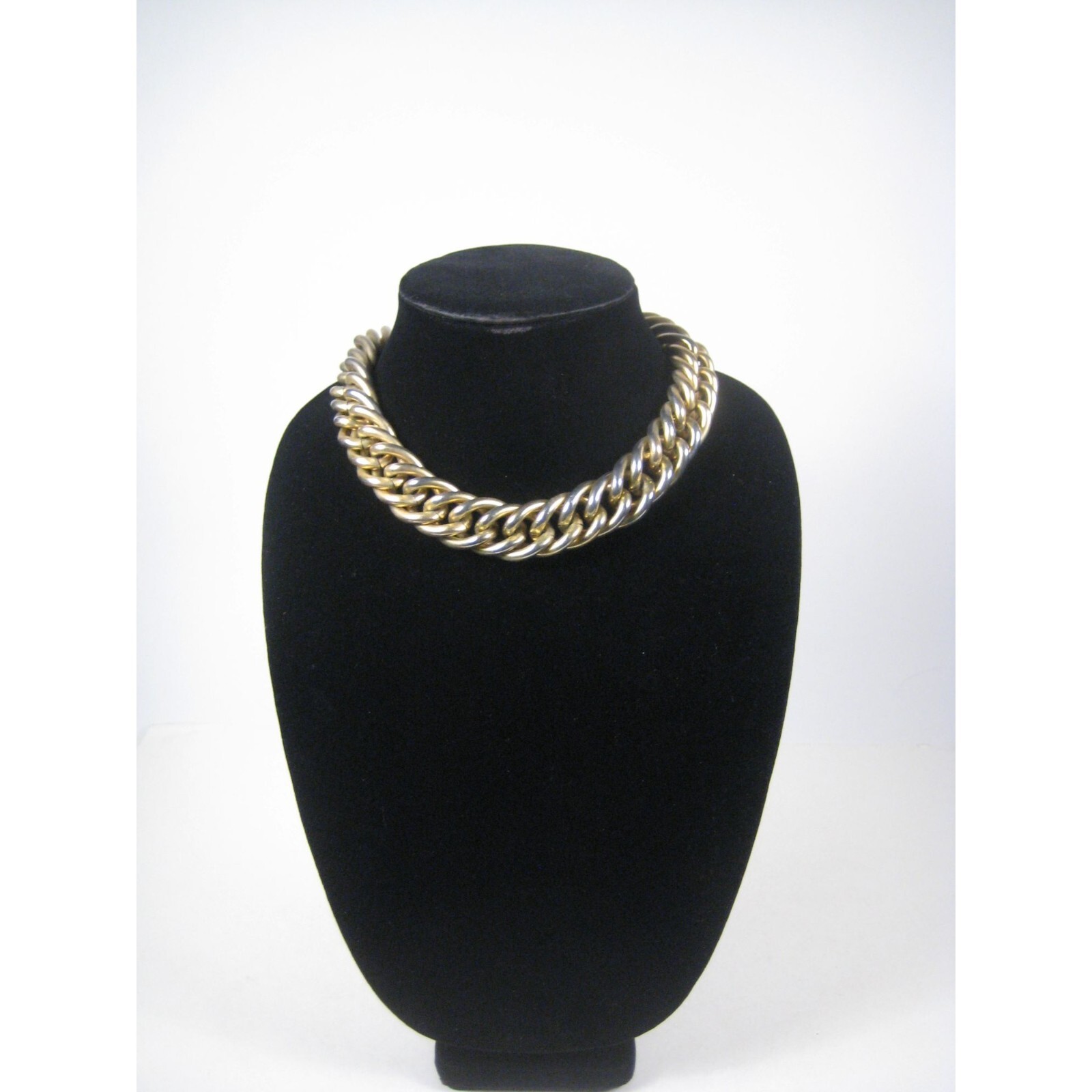 Necklace 19 In Metal Goldtone Chain Statement Festival Heavy Vintage Toggle WEAR