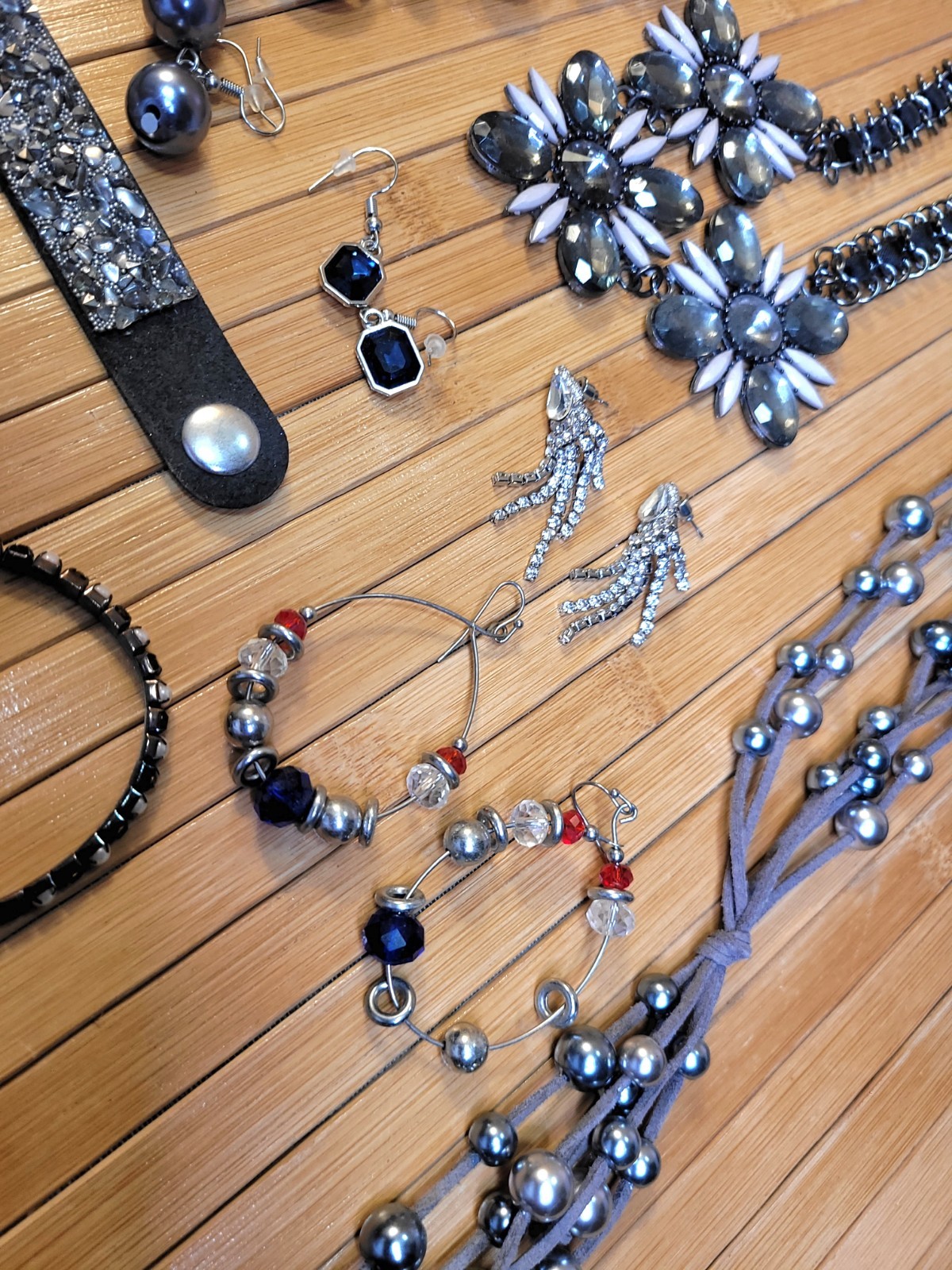 Vintage to Now Jewelry Lot of 20 Estate Sale Mixed Untested And Unsearched