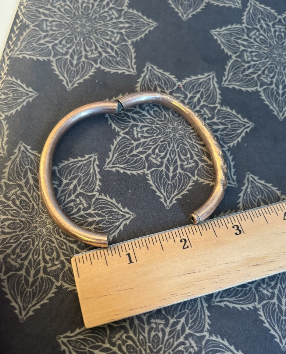 Antique Gold Tone Floral Etched Bangle Style Bracelet