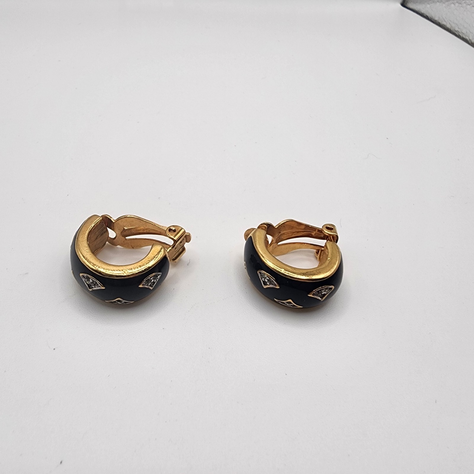 Black Enamel Rhinestone Crystal Earrings Gold Tone Vintage Clip On Jewelry