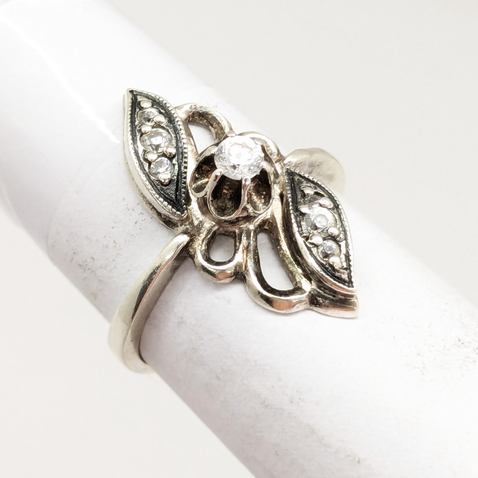 Vintage Elegant RING Silver 925 with Chic Bright Stone -size: 6.75US (17mm) #123
