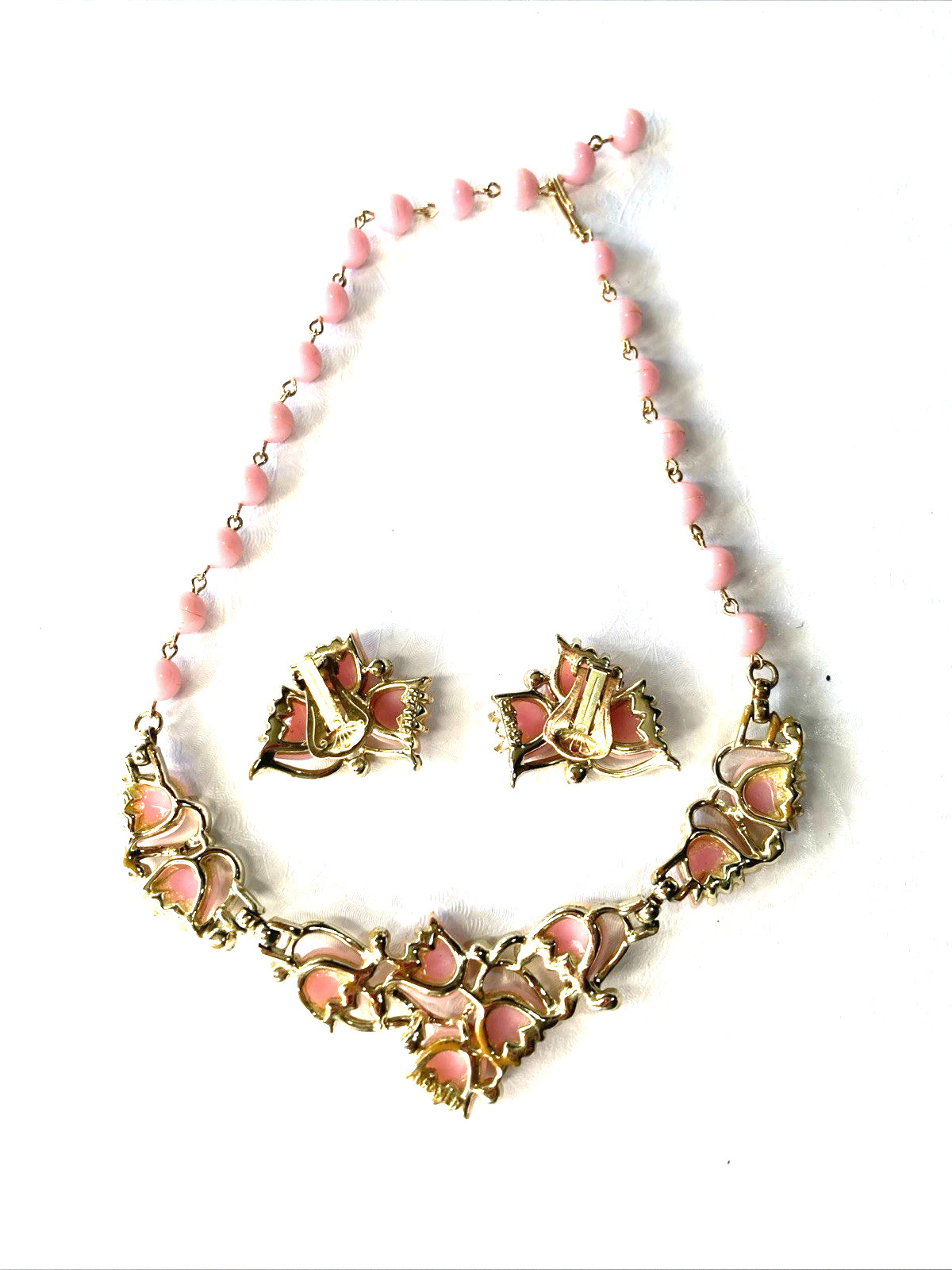 1960’S KRAMER PINK THERMOSET TULIP BEAD 16″ CHOKER NECKLACE & Clip On Earrings