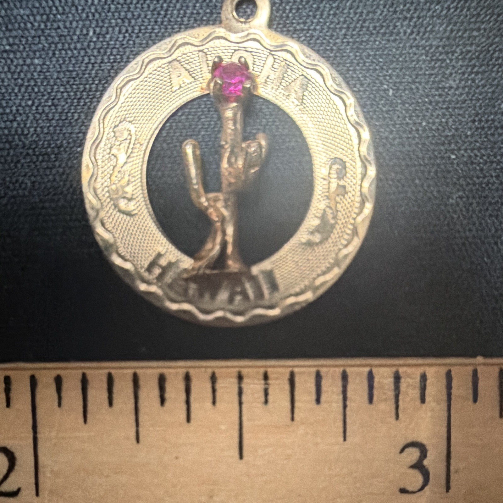 14K Round Gold Engraved Pendant Charm Hawaii Design w/ Round Pink Stone.