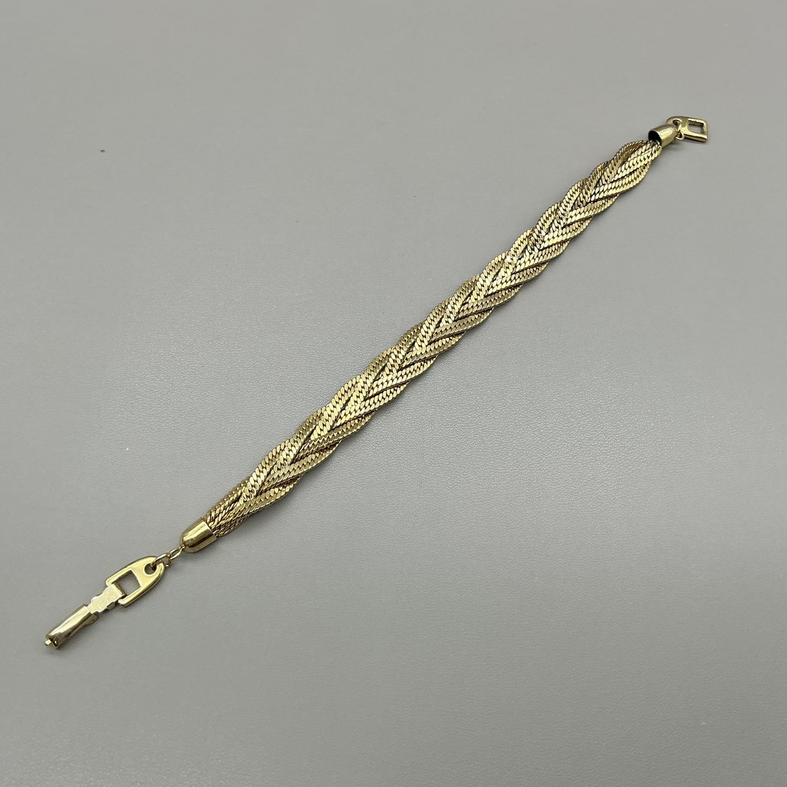 Vintage Napier Bracelet Gold Tone Braided Chain Box Clasp Womens Fashion Jewelry