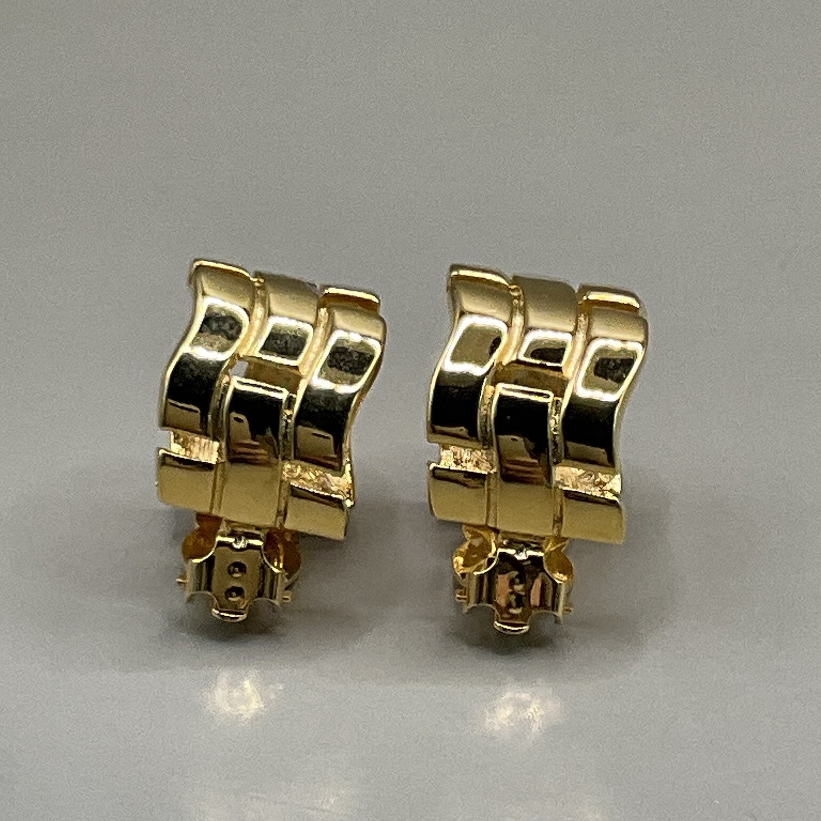 Anne Klein Womens Half Hoop Clip On Earrings Gold Tone Metal