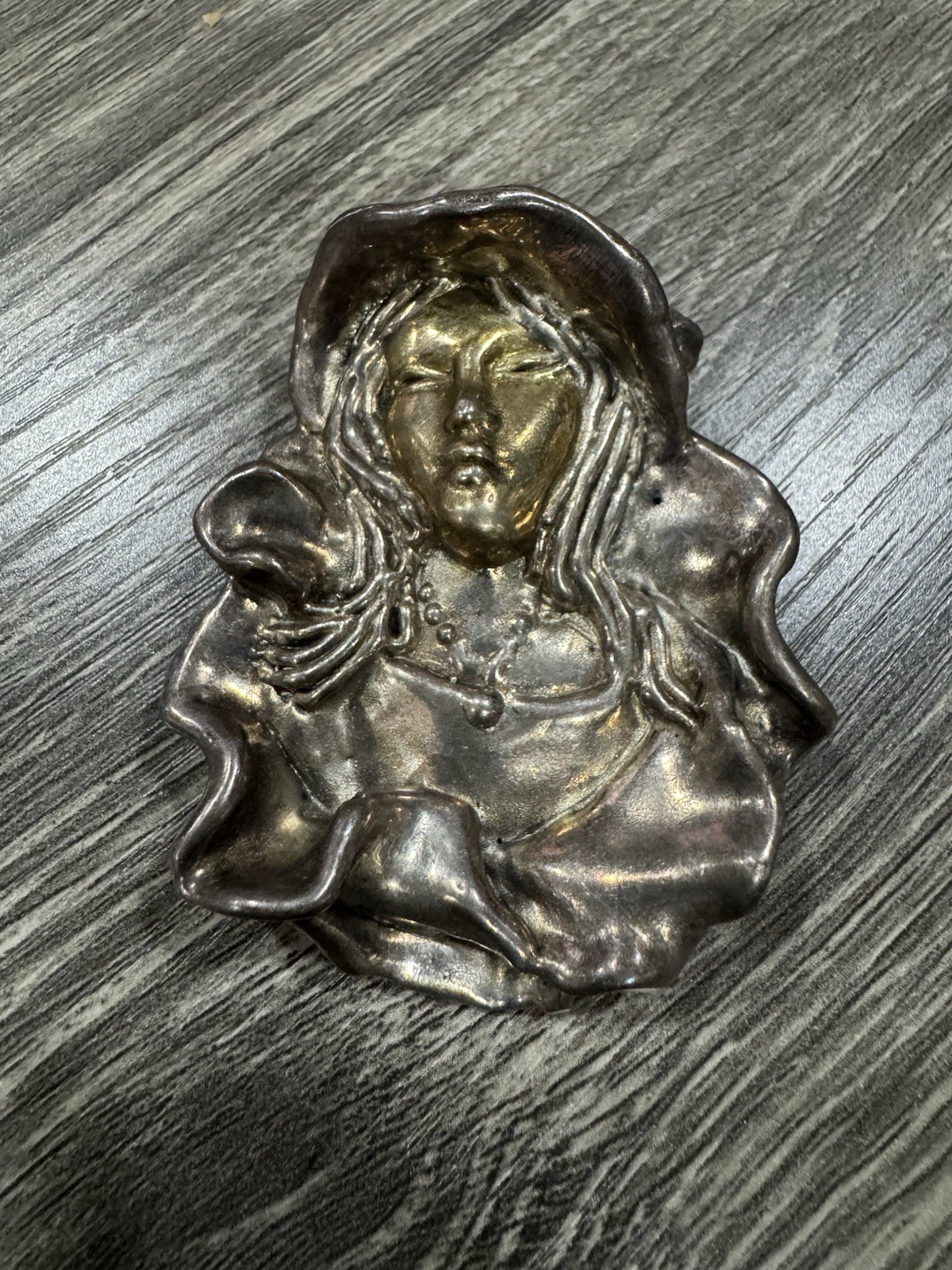 Vintage Sterling Silver LADY REPOUSSE Brooch Ans Pedant