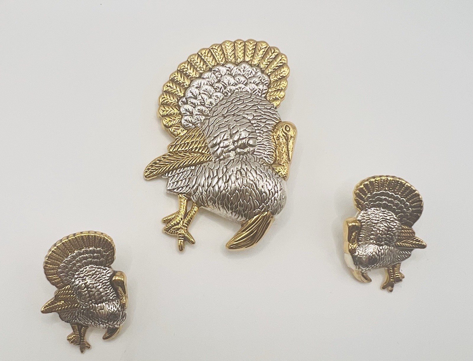 Vintage “BEST” Jewelry Lot. Halloween, Thanksgiving, Easter, Elephants