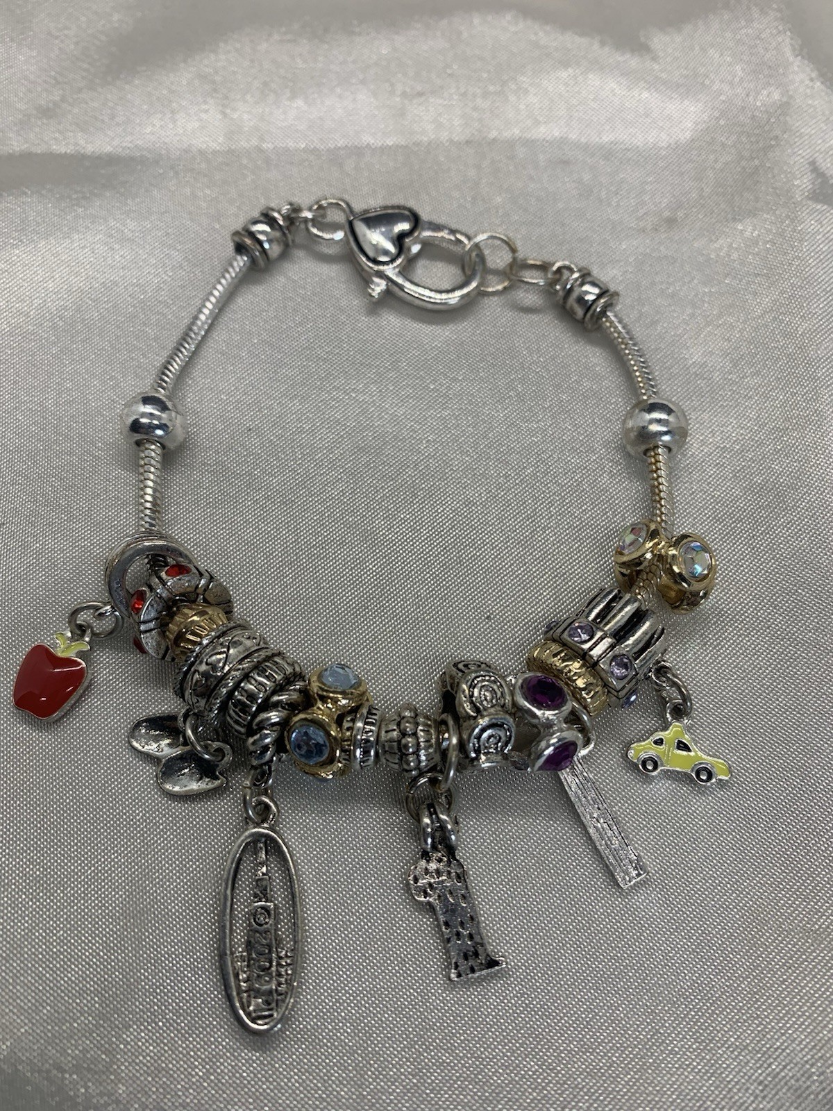 New York Icon Silver Tone Heart Clasp Snake Chain Rhinestone Charm Bracelet
