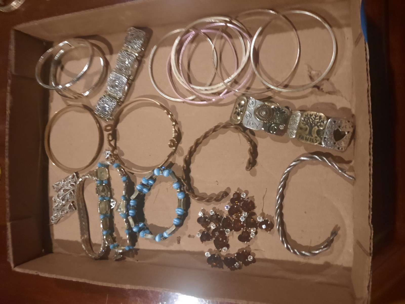 Vintage to Modern Bracelet Lot Wearable Resell Lot of 17 Pieces