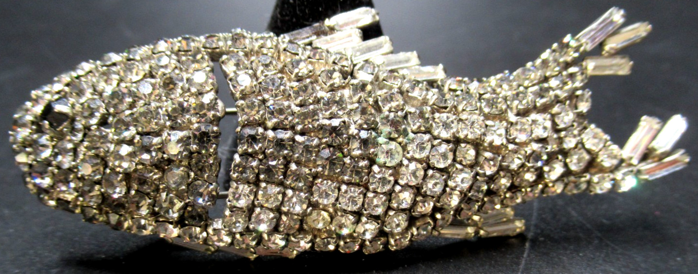 ROGER JEAN PIERRE 1962 French Depose RARE Rhinestone Figural Fish Fur Clip