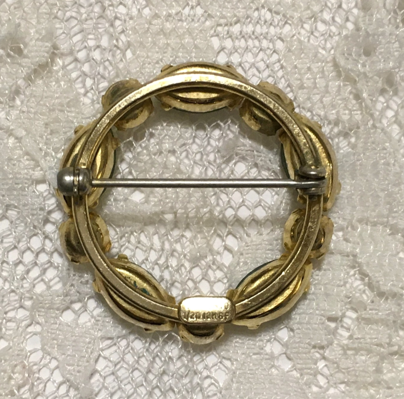 Vintage Sorrento Brooch Gold Filled 1/20 12K GF marked Jade Pearls Spring Brooch