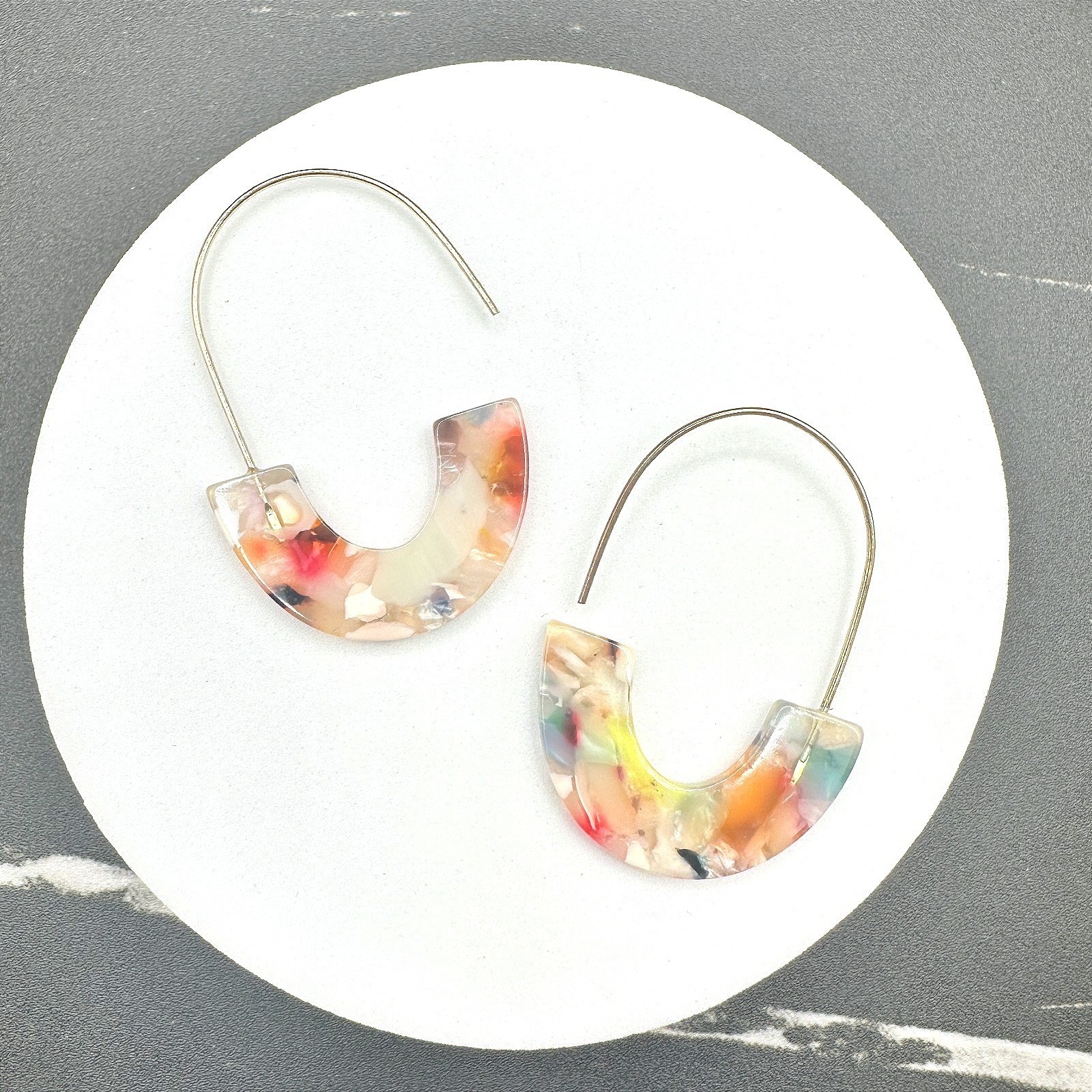 Vintage 90s Gold Tone Hoop Dangle Earrings Women’s Classic Fashion Jewelry