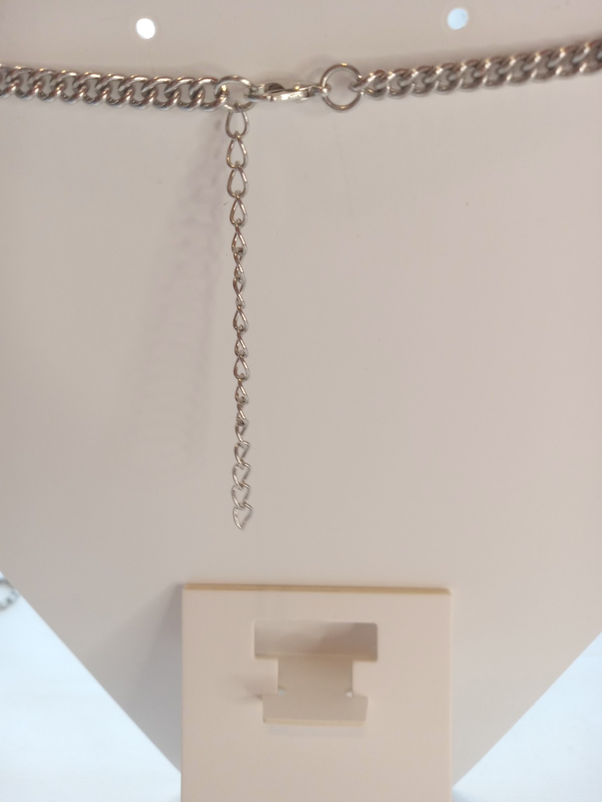 Style: Statement bib necklace / drop fringe collar necklace