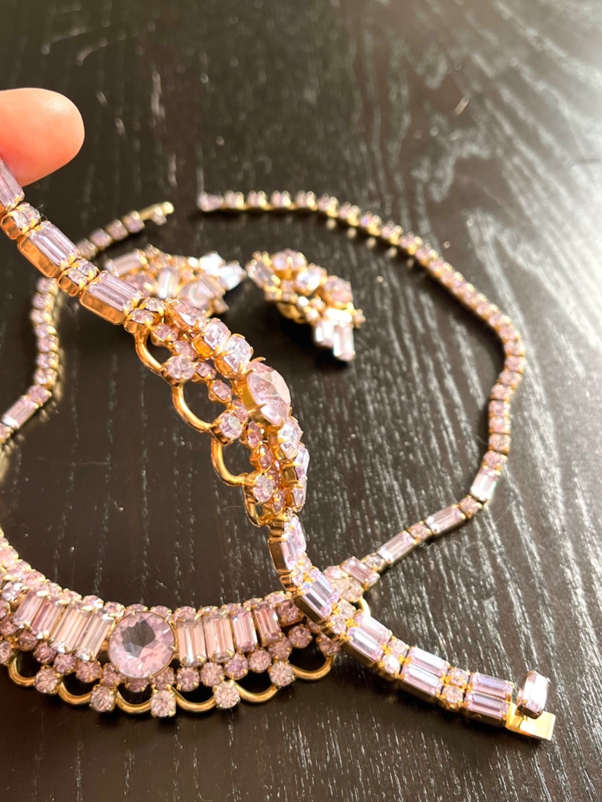 Outstanding Vintage Kramer New York Necklace Bracelet Earrings Lavendar Amethyst
