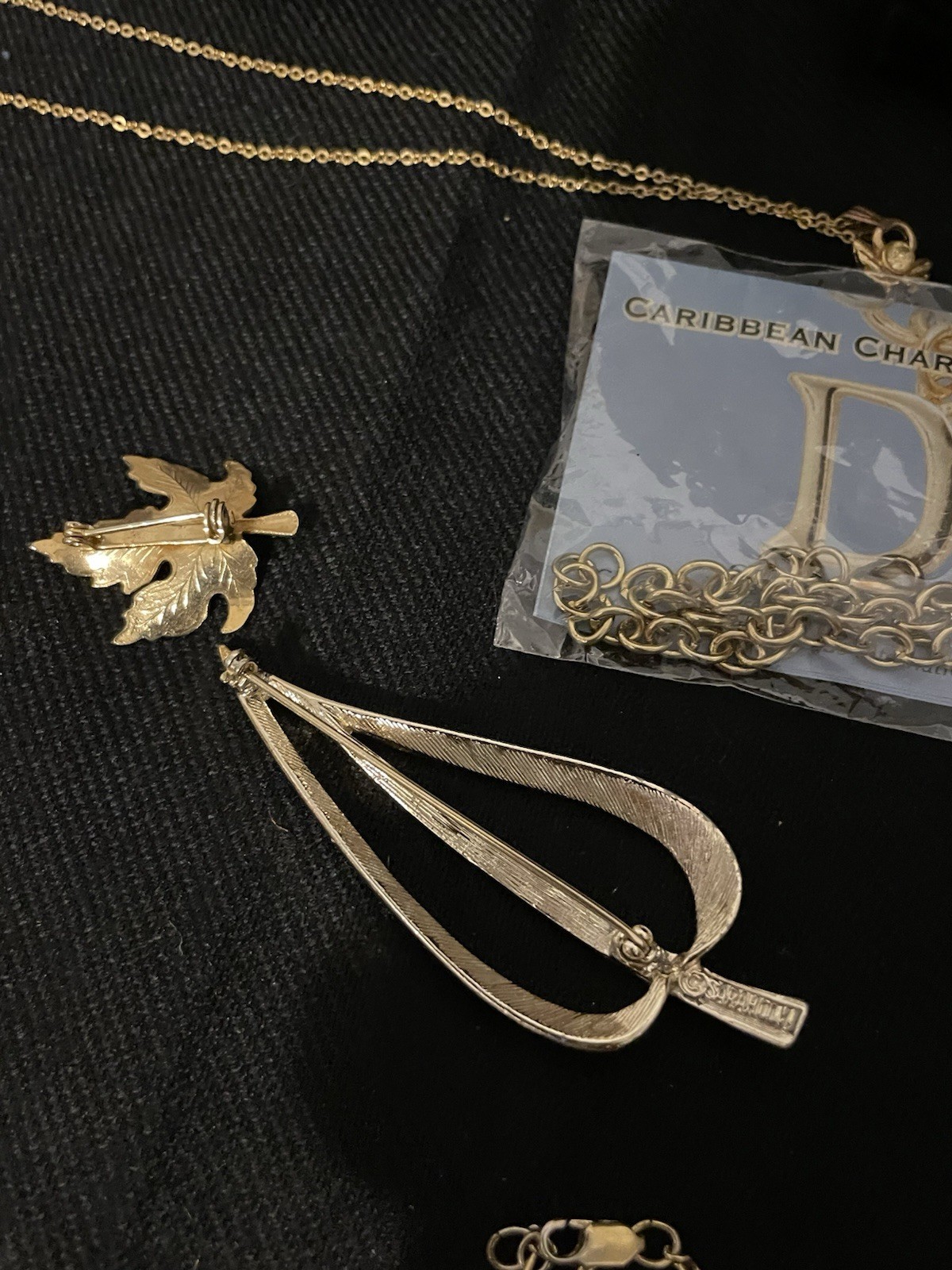 Lot Of Gold Tone Jewelry See Pictures Details/Wear