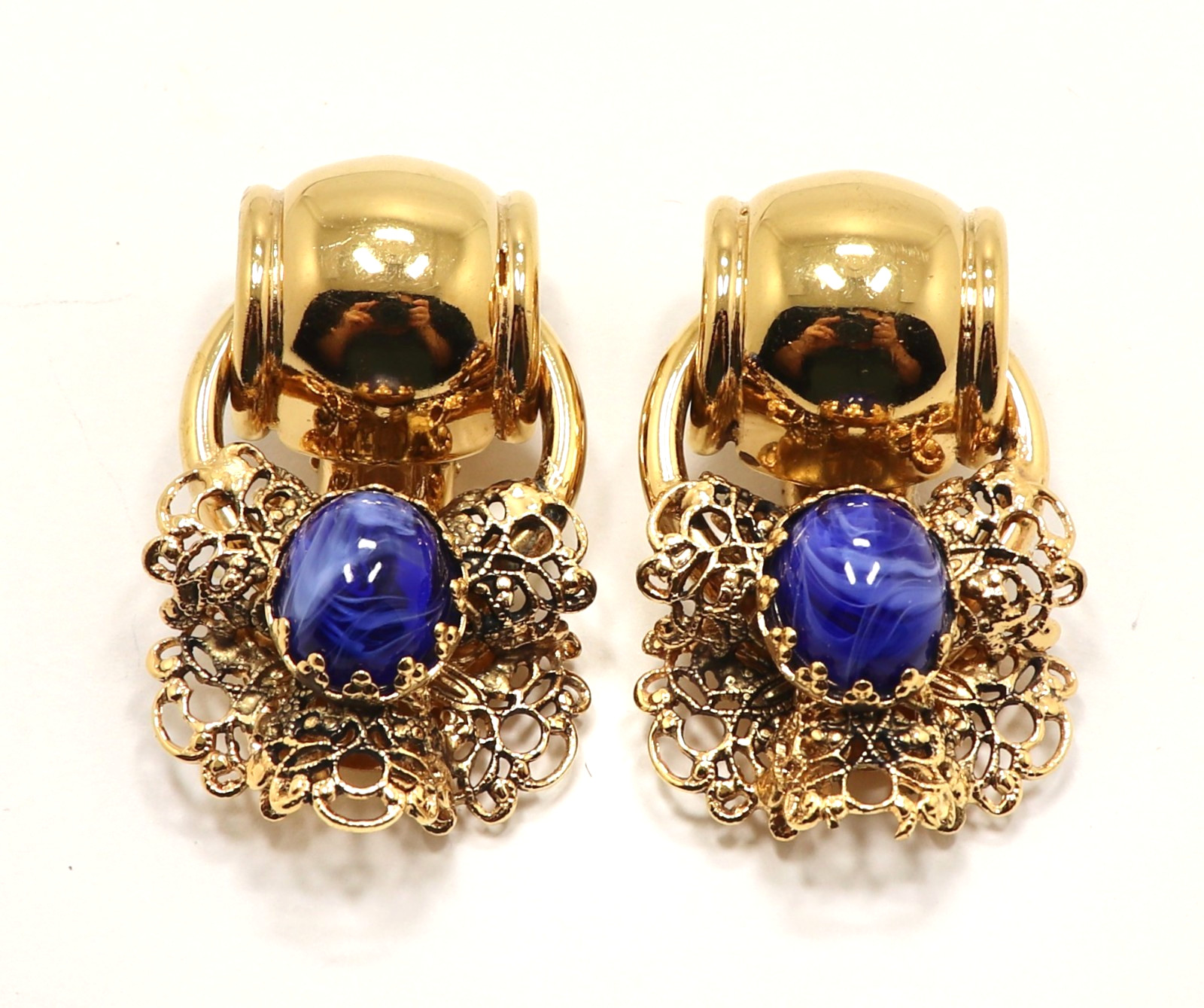 VINTAGE SIGNED JASPER BLUE CABOCHON PORPHYRY FILIGREE CLIP ON DANGLING EARRINGS